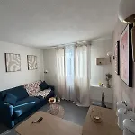 Cozy Wellington-studio Near Arras Station And Center Achicourt